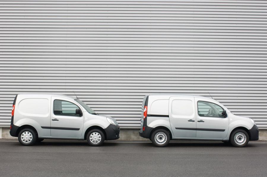  Renault Kangoo Express Compact 2008 года  (фото 12 из 41)